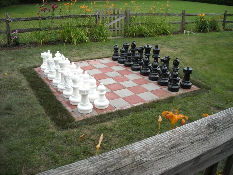 MegaChess 25 Inch Plastic Giant Chess Set |  | GiantChessUSA